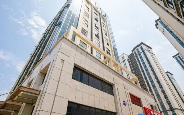 Lisi Future B&B (Far East International Plaza Branch)