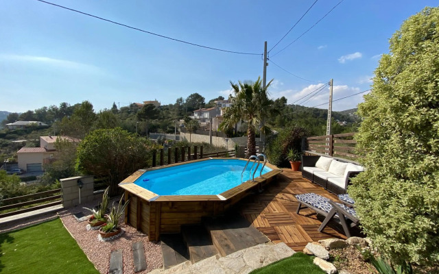 Amazing Vila close to Sitges, jacuzzi, swimming pool & exellent views