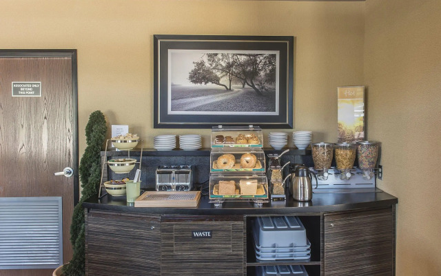 Quality Inn and Suites Petawawa