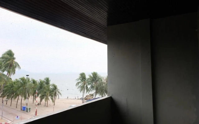 S2 Hotel