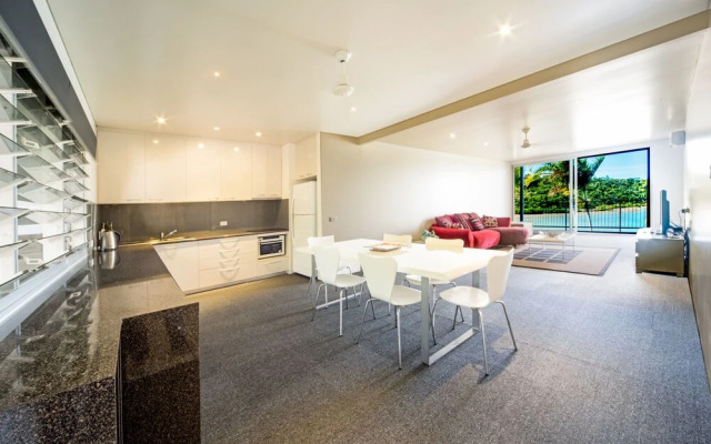 Baybliss Luxury 1 Bedroom Apt