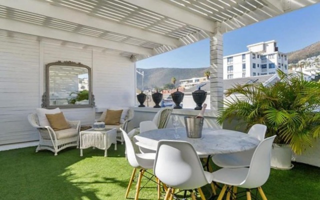 Edgewater House - Bantry Bay