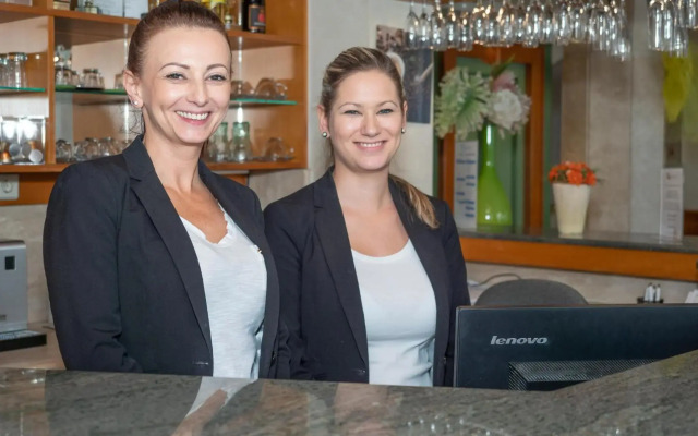 Holiday Club Apartman Hotel