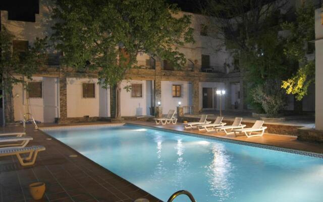 Hostal Rural Poqueira