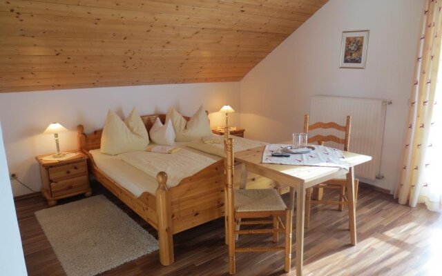 Bio-Bauernhof Vordergrubenbach - Familie Oberascher