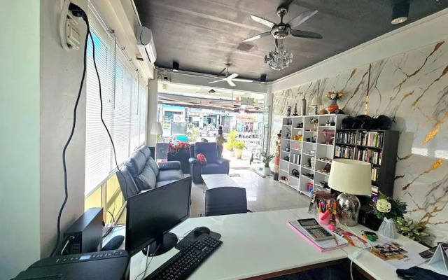 Sukcheewa Residence Phuket