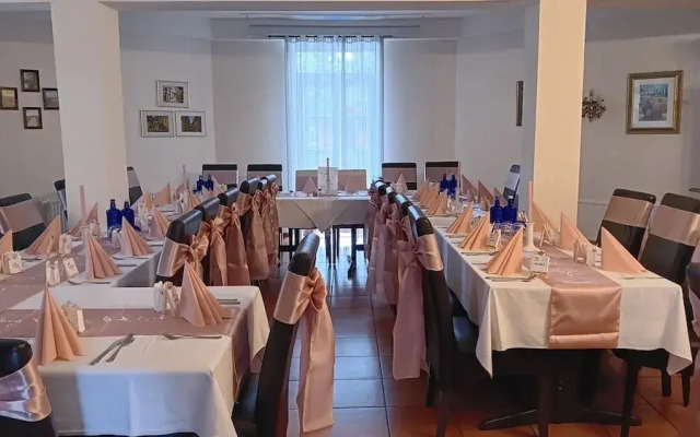 Hotel Zur Alten Oder Frankfurt