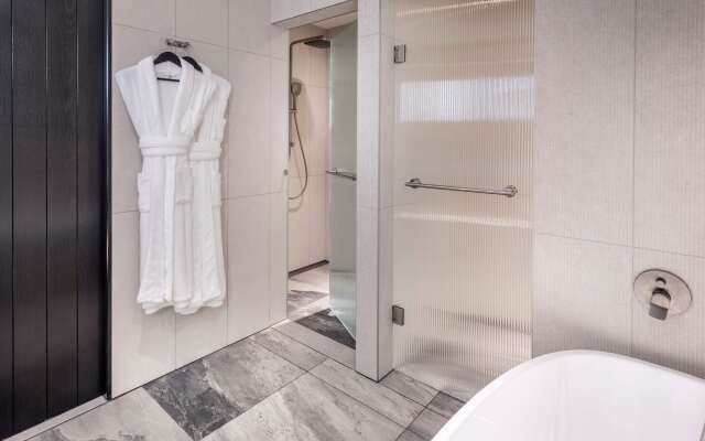 DoubleTree by Hilton Auckland Karaka