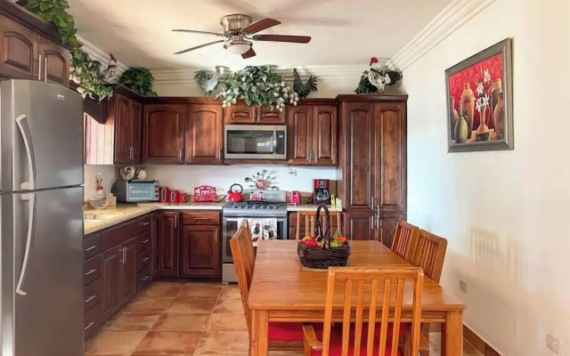 Homely Mexican Accent Apartment 2