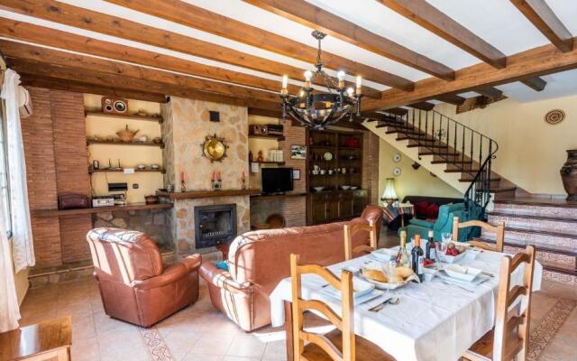 Casa Los Frailecillos Villanueva del Trabuco by Ruralidays