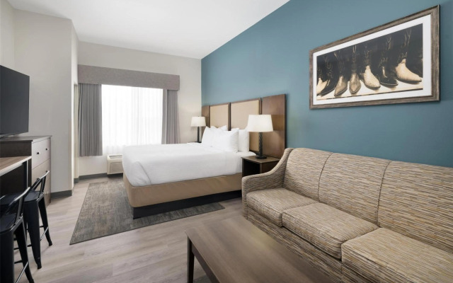 Best Western Plus Frontier Inn