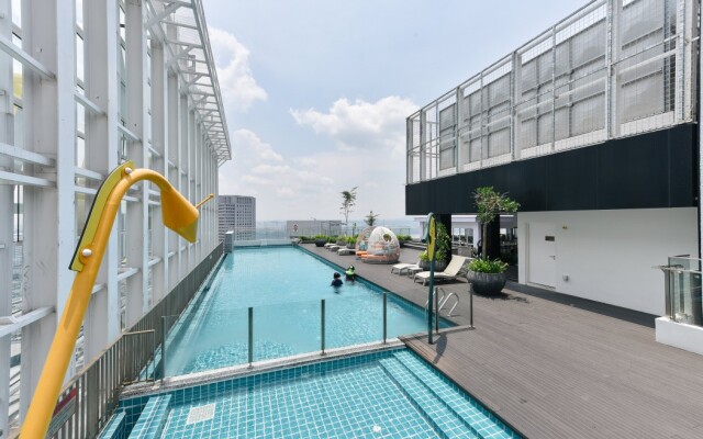 Suasana Suites by Subhome