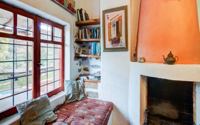 The Traditional Villas of Crete