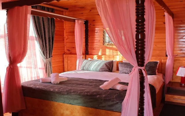 Kungut Hotel & Resort