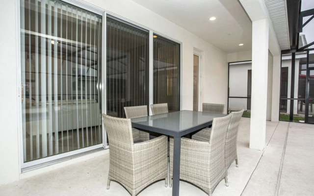 6BR Villa - 327 Marcello Blvd