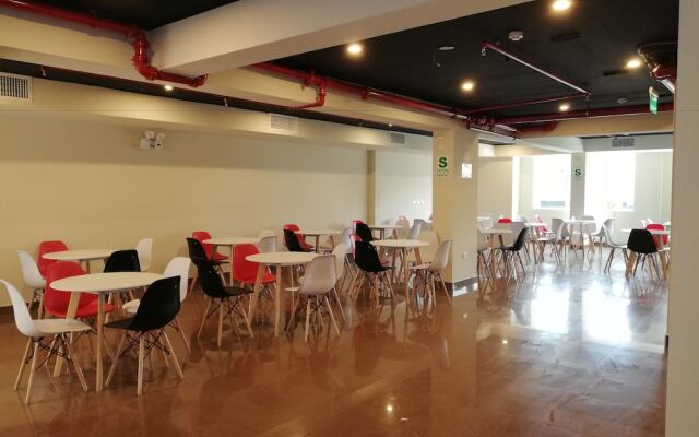 Hotel Candamo