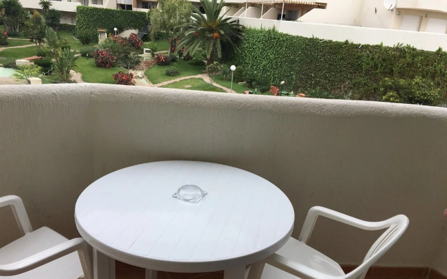 Apartamentos Benal Beach