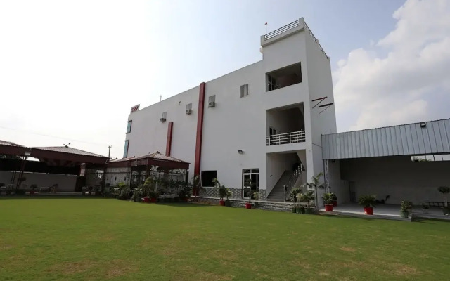 Shree Ram Palace By OYO Rooms