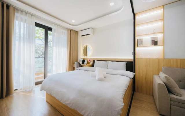 Wisteria Luxury Apartment