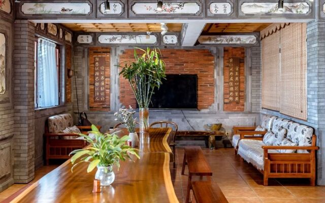 Floral Hotel Dali Shanhaiyiyu Lakeview