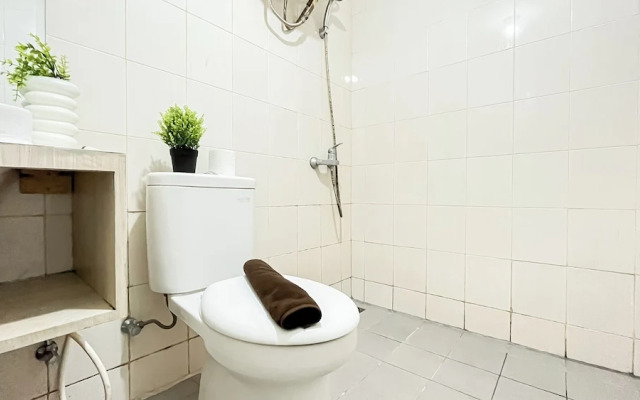 Minimalist And Homey Studio Apartment Amethyst