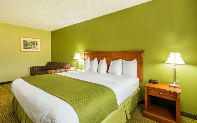 Quality Inn Weston