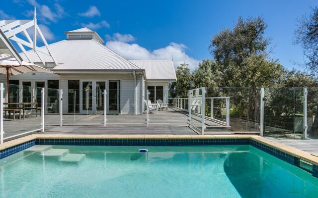 Perfect Blairgowrie Beach House