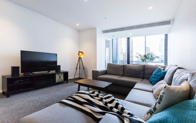 SONYA, 2BDR Southbank Apartment