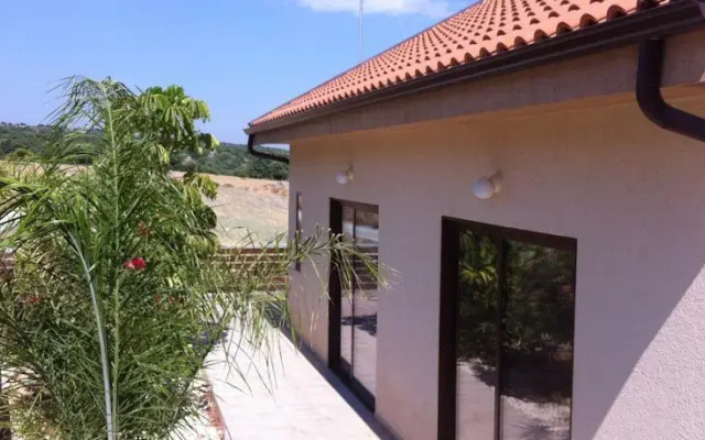 Anogyra Dream Villa