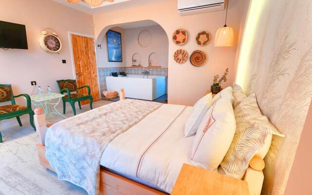 Sigacik Yakamoz Pansiyon