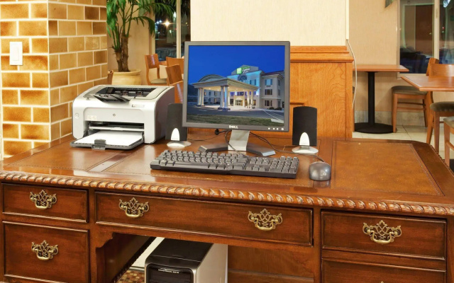 Holiday Inn Express & Suites Carson City by IHG
