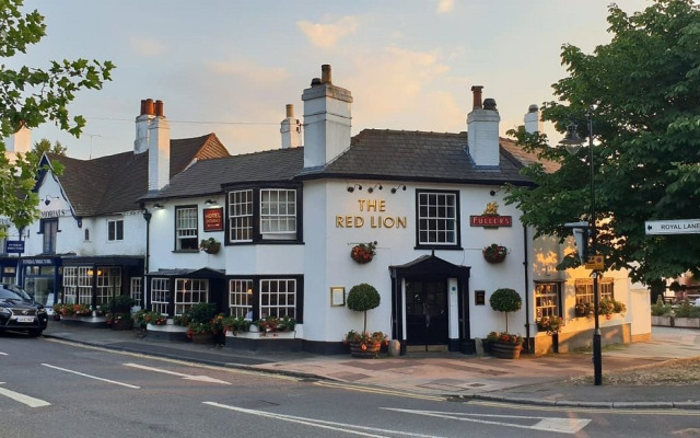 Red Lion Hotel, Hillingdon