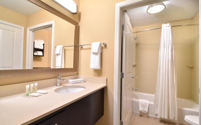 Staybridge Suites Tomball - Spring Area by IHG