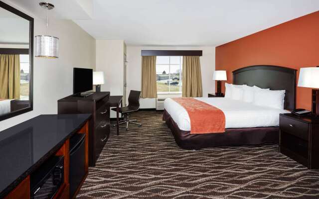 AmericInn by Wyndham Waupun