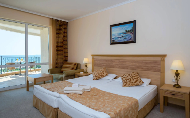 DIT Majestic Beach Resort
