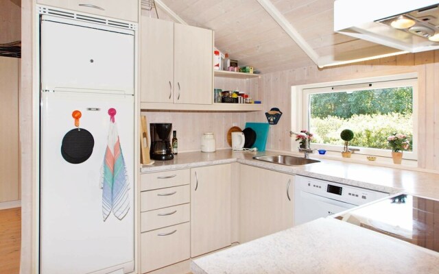 Cosy Holiday Home in Hemmet Near Sea