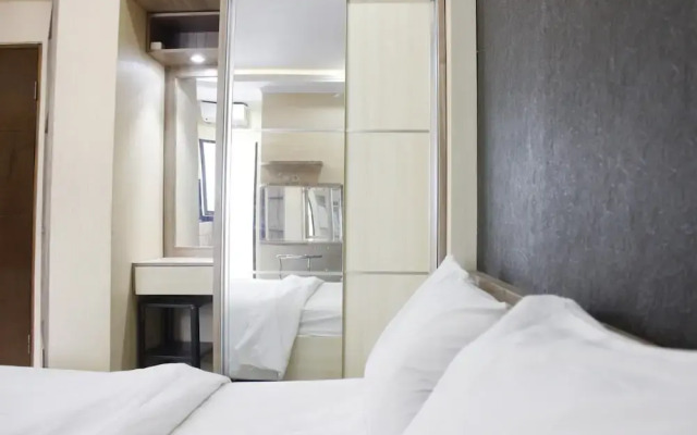 Minimalist Studio Gateway Ahmad Yani