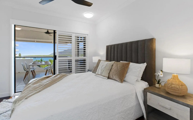 Stunning Costal 3 Bedroom Apartment In Cairns Cbd