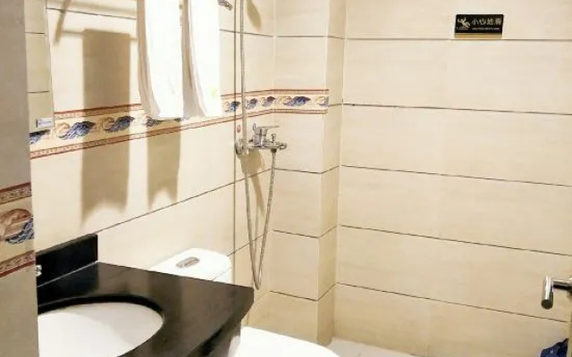 Yangshuo Home Beauty Hotel (Yangshuo West Street) – Bathroom – Guilin