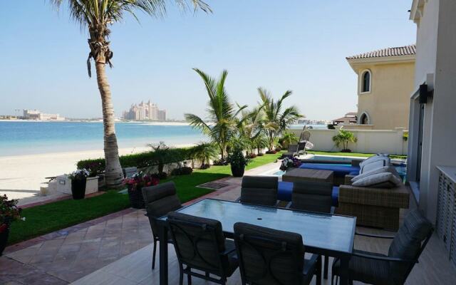 I am Signature Villa In Palm Jumeirah