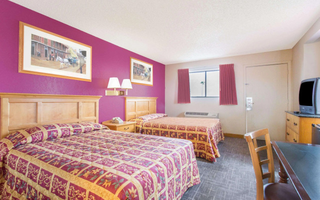 Knights Inn Fairground