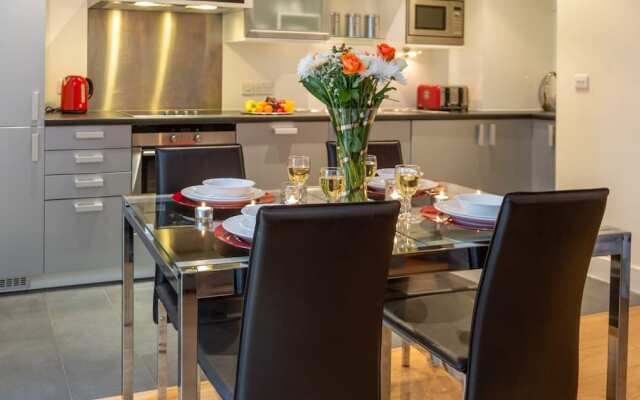 Elegant Central London Apartment