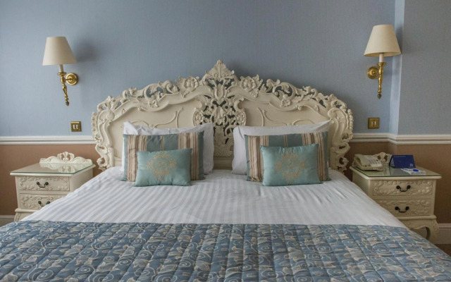 Manor of Groves Hotel, Golf & Health Club