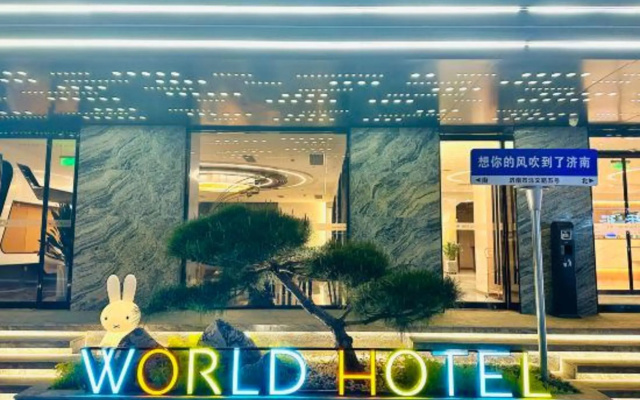 world Hotel