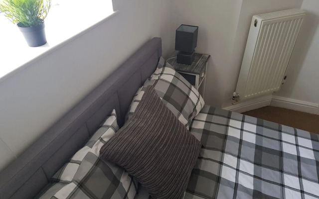 Towcester Apartment