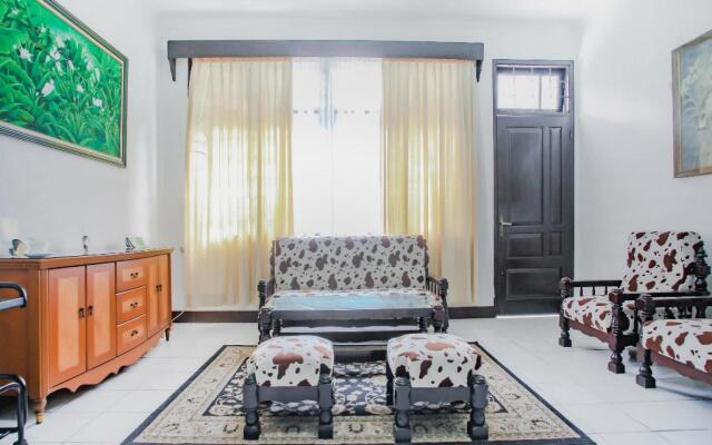 OYO 90091 Wisma Pakuan Syariah