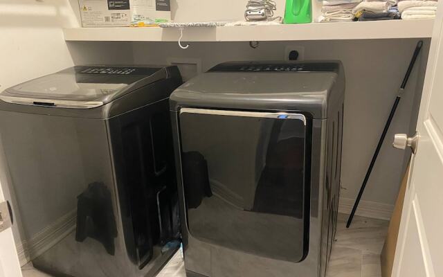 Gated Downtown Jewel