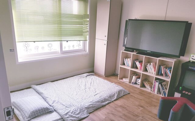 Guesthouse 710 in Haeundae - Hostel