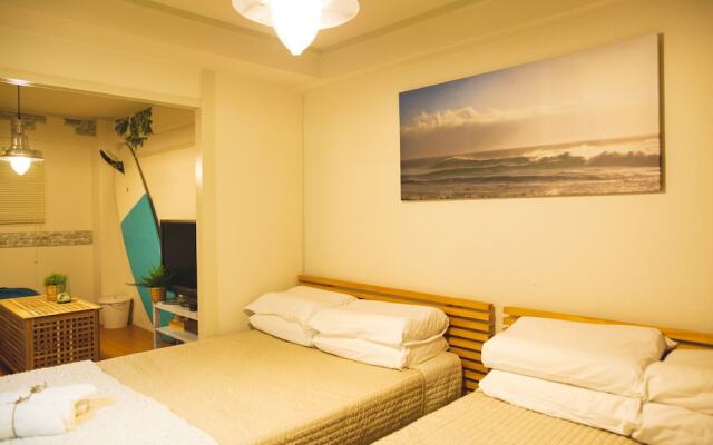 Shinsaibashi Beach House