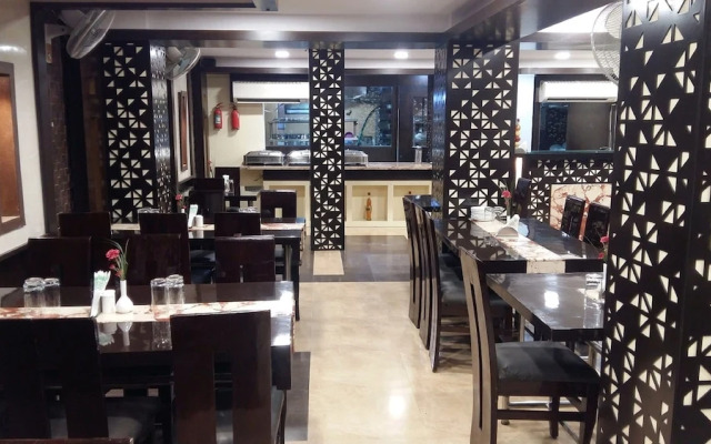 Hotel Rahul